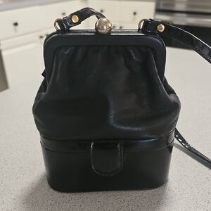 Diamicci Vintage 90'S legant Black Leather Women's Small crossbody Bag